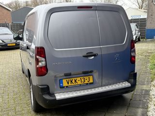 Voertuigafbeelding 3