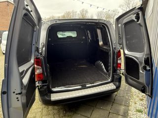 Voertuigafbeelding 7