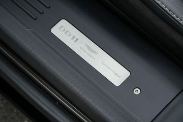 Voertuigafbeelding 12