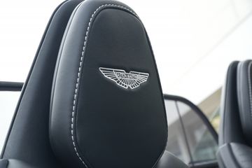 Voertuigafbeelding 14