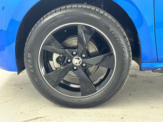 Voertuigafbeelding 30