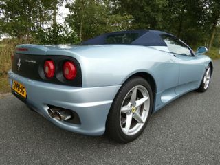 Voertuigafbeelding 32