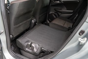 Voertuigafbeelding 35