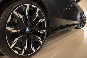 Voertuigafbeelding 24