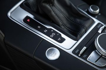 Voertuigafbeelding 24