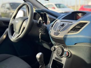 Voertuigafbeelding 14