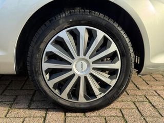 Voertuigafbeelding 18