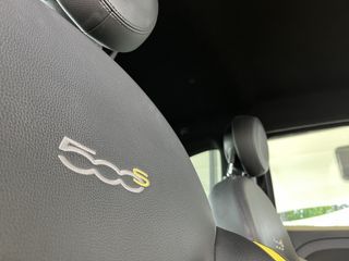 Voertuigafbeelding 8