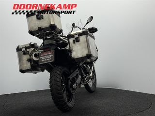 Voertuigafbeelding 12