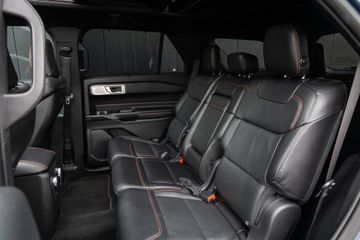 Voertuigafbeelding 12