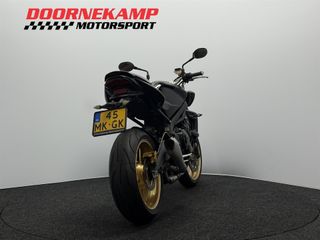 Voertuigafbeelding 13