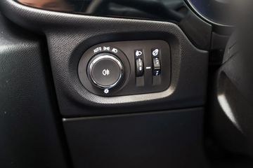 Voertuigafbeelding 25