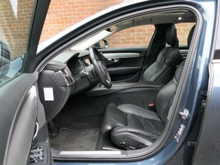 Voertuigafbeelding 6