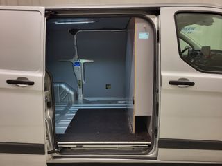 Voertuigafbeelding 6