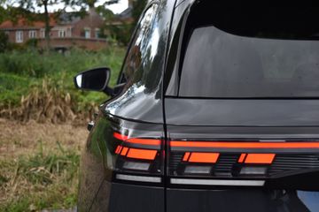 Voertuigafbeelding 12