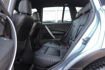 Voertuigafbeelding 17