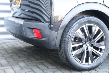 Voertuigafbeelding 9