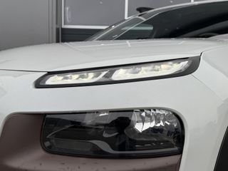 Voertuigafbeelding 17