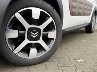 Voertuigafbeelding 18