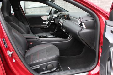 Voertuigafbeelding 8