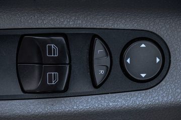 Voertuigafbeelding 19