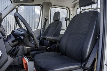 Voertuigafbeelding 9