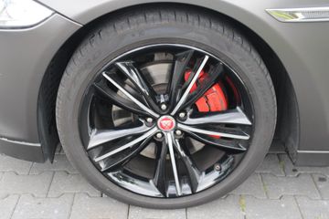 Voertuigafbeelding 11