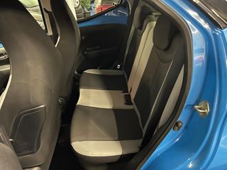 Voertuigafbeelding 11