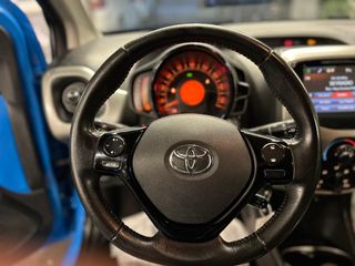 Voertuigafbeelding 16