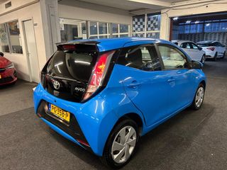 Voertuigafbeelding 7