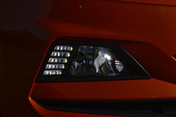 Voertuigafbeelding 70