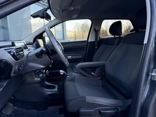 Voertuigafbeelding 6