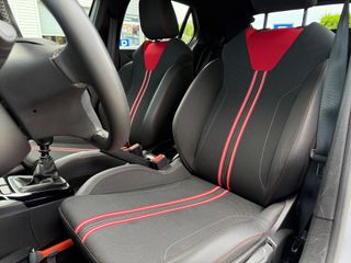 Voertuigafbeelding 26