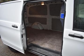 Voertuigafbeelding 9