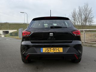 Voertuigafbeelding 8