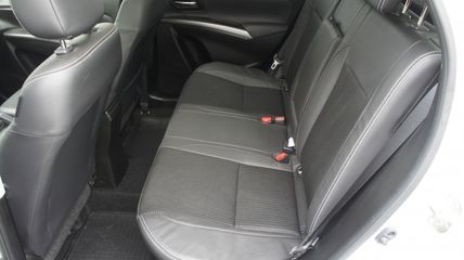 Voertuigafbeelding 8