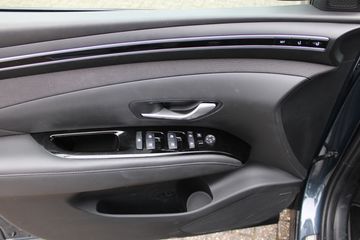 Voertuigafbeelding 8