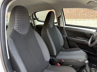 Voertuigafbeelding 14