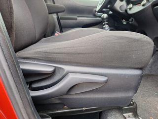 Voertuigafbeelding 37