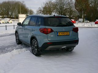 Voertuigafbeelding 3