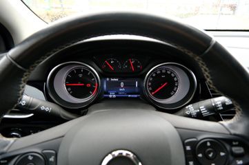 Voertuigafbeelding 12