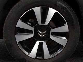 Voertuigafbeelding 31