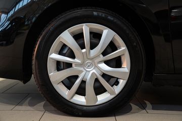 Voertuigafbeelding 3