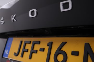 Voertuigafbeelding 9