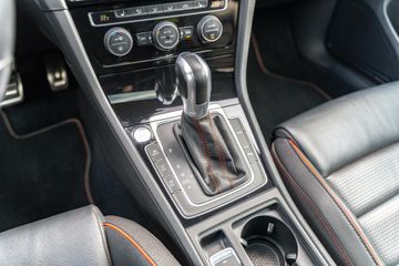 Voertuigafbeelding 36