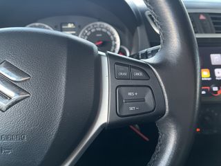 Voertuigafbeelding 13