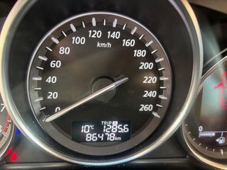 Voertuigafbeelding 8