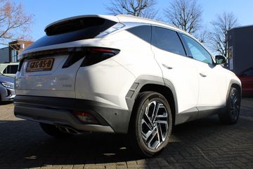 Voertuigafbeelding 4