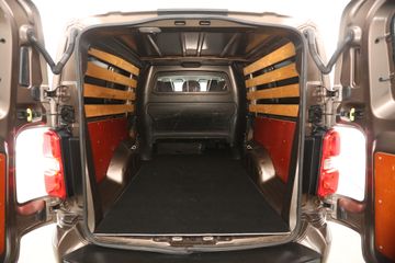 Voertuigafbeelding 9