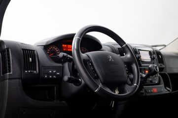 Voertuigafbeelding 12